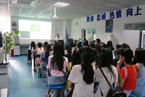 2.热烈欢迎重庆邮电大学生物信息学院师生到高圣医药参观交流_副本.jpg