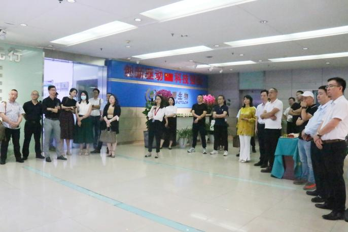 前沿科技引领健康产业 | 热烈欢迎大学客健康服务研习班来我司交流访问！
